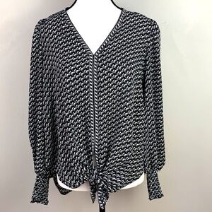 Max Studio Chic Black & White Tie Front Geometric Blouse